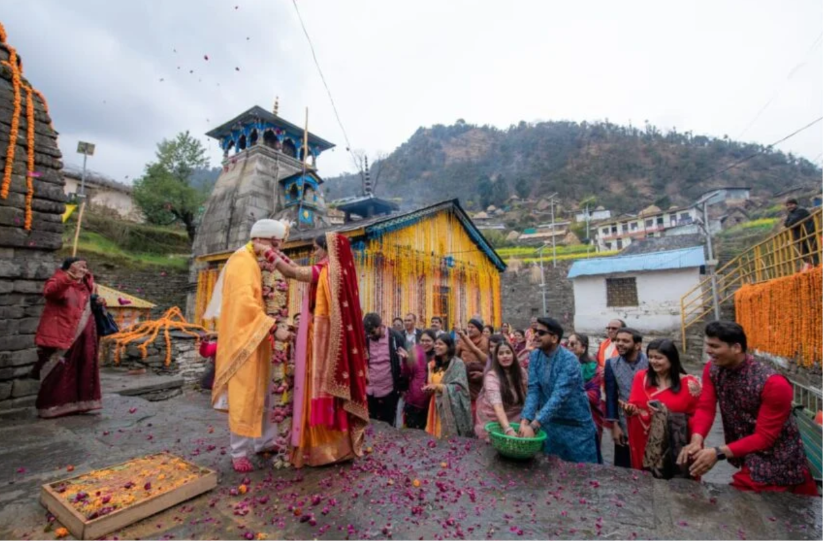 Triyuginarayan Wedding Package